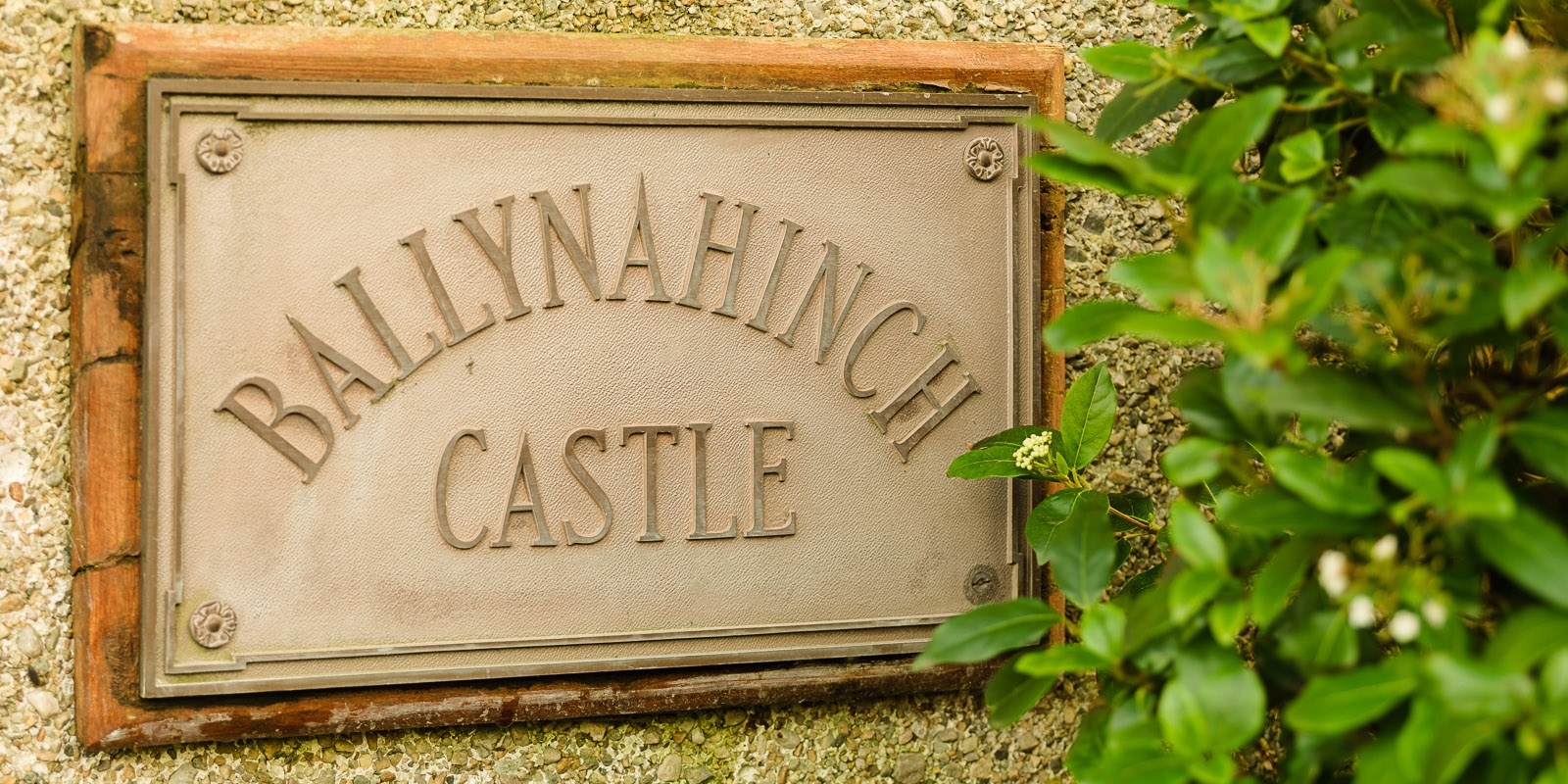 Ballynahinch Castle Plaque 1