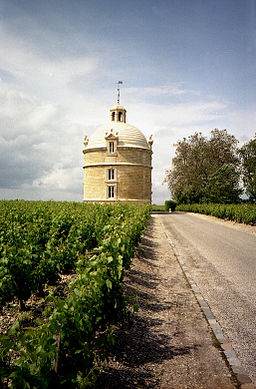 256px Château La Tour